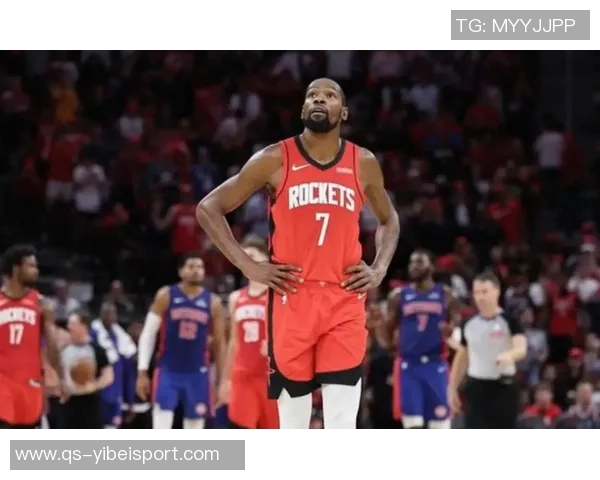 杜兰特首节火力全开半场高效表现助球队领先17分4板1助2帽展现全面能力