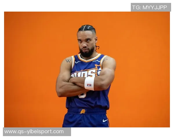 狄龙表现抢眼18投7中砍下18分布克出手数的两倍展现实力 狄龙表现抢眼18投7中砍下18分布克出手数的两倍展现实力